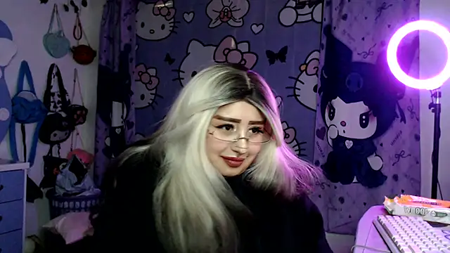 lussyevans24 webcam