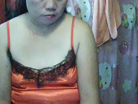 lovelypinay00 webcam