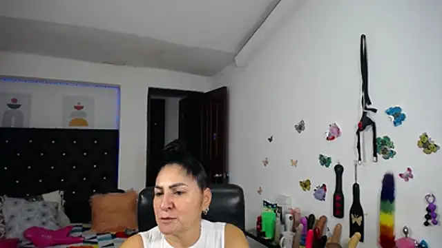 mature_bigboobs10 webcam