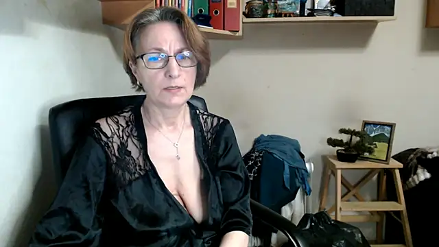 katemodel webcam