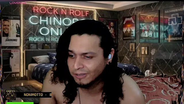 chino_roz webcam