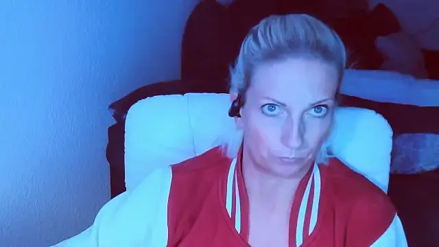 SexyJulia21 webcam