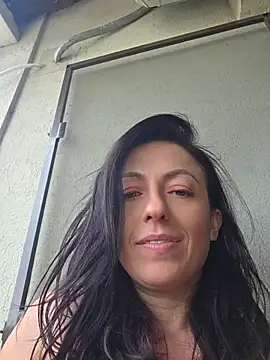 Watch Risky_woman live on EroticFlix - High definition streams