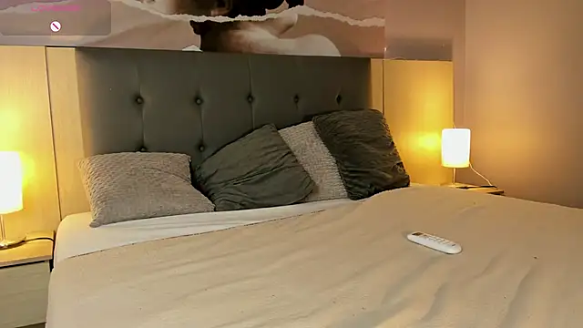 LucyLovelyy webcam