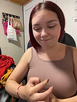 Karen18_boobs webcam