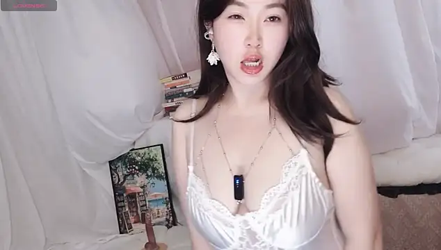 Watch Xiaoai_007 live on EroticFlix - High definition streams