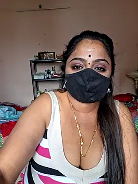 Watch queendivya live on EroticFlix - High definition streams
