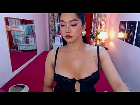 UrScreenGoddess live sex cam