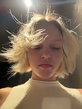 AshleyMur webcam