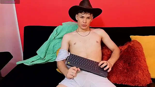 LoganSteel_ webcam