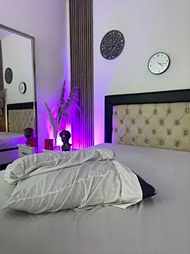 Watch Sia_Foxx01 live on EroticFlix - High definition streams