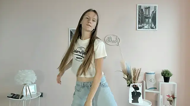 MattieBogenschutz live cam on StripChat