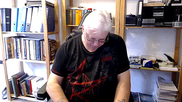 SchwanzhureXXL webcam