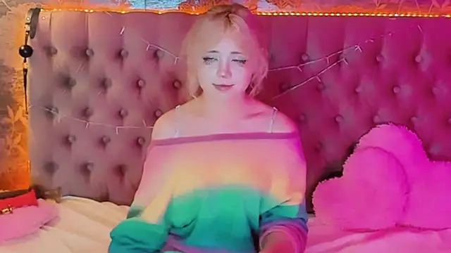 EmilyAngells webcam