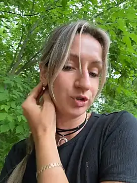 Watch EvvaMur live on EroticFlix - High definition streams