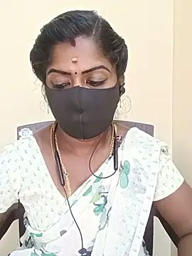 tamilammukuttyy webcam
