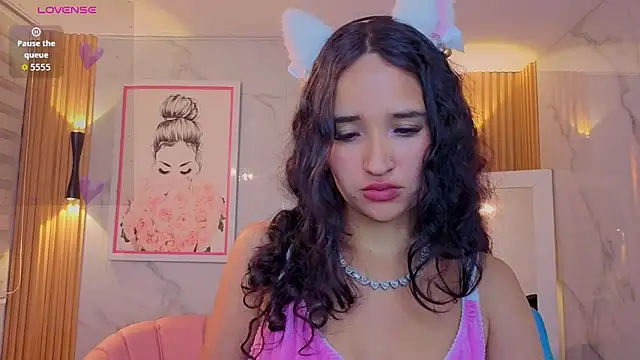 bella_vibess_s webcam