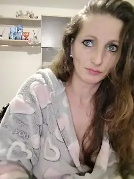 CrazyMaya39 webcam