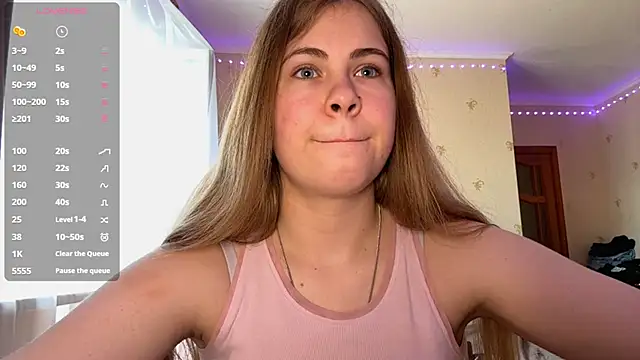Amy_Maev webcam