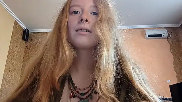 KateVibe_01 webcam