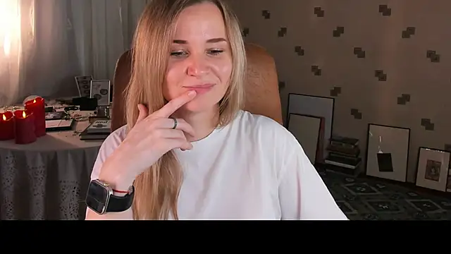MiaSparkes webcam