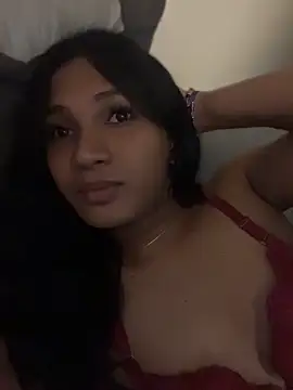 slutty_aki webcam