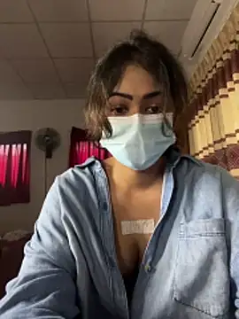 HotQueenSri webcam