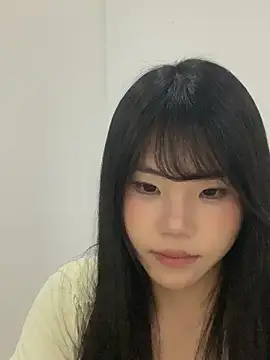 Nina_588 webcam
