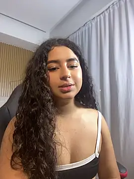 Abby_Zaf webcam