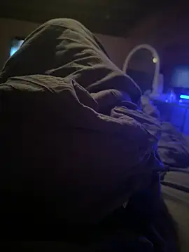 madehercumm webcam