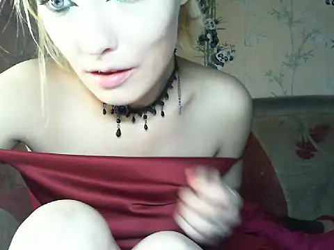 WildMissNiks webcam
