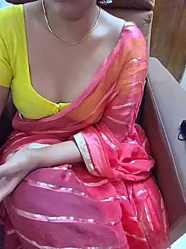 Watch Roja-Telugu777 live on EroticFlix - High definition streams