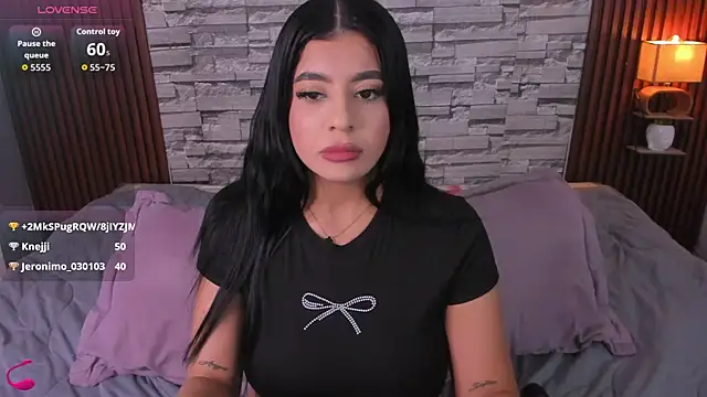 sophia_deluxe18 webcam