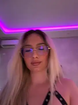 mollyxxx webcam