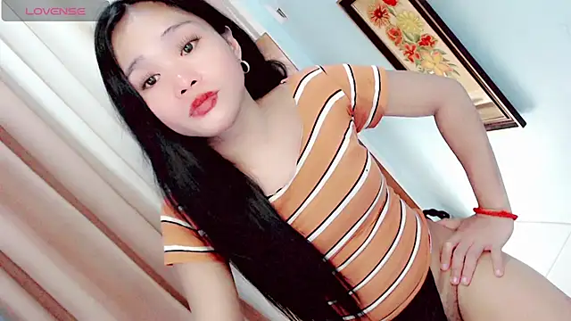 Littleslutty_baby webcam