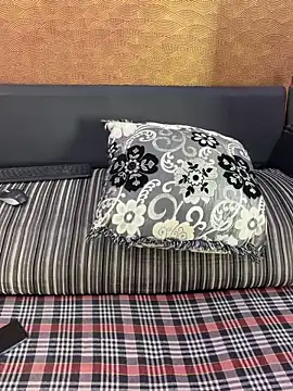 Curvy_GX live cam on StripChat