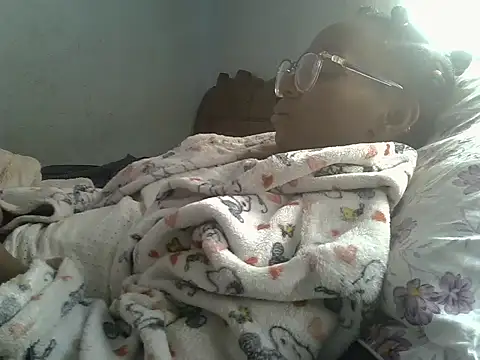 ElianeHot webcam