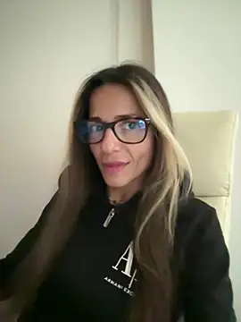 PlayfulShow webcam