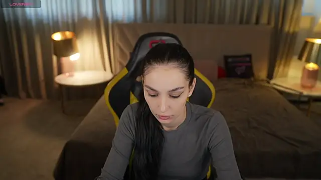 Mila_Rose054 webcam