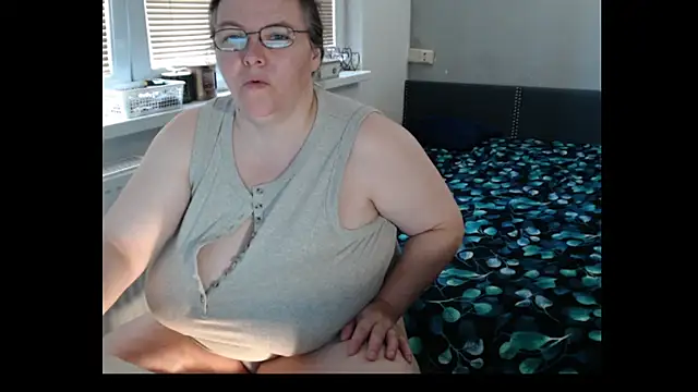 Watch Sweetboobs live on EroticFlix - High definition streams