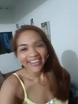 naughtymorenna - NaughtyMorenna's free webcam