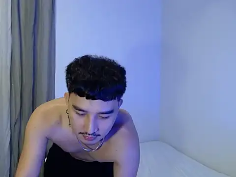 Asian_bigboy webcam