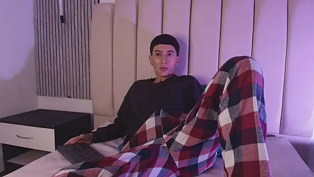 lian_cameron (M twink) - spit cock
