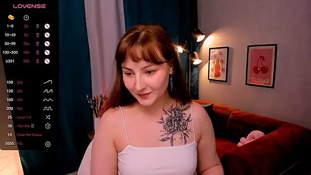 velvet_cherry_ webcam