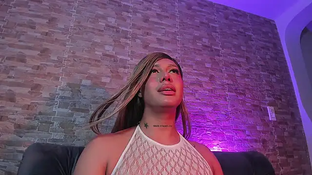 Dreams_Chloe webcam