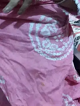 cutee_bhabhi (F milf) - Flying kiss