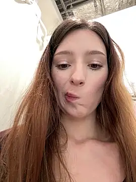 lillukatten (F young) - spread pussy wide closeup! 💦