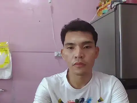 moremoreguys (M young) - who is the first person can make me cum