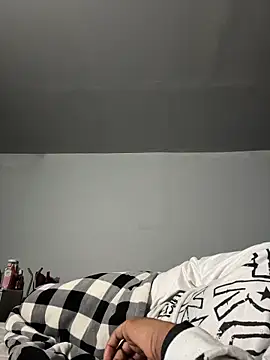 MIGHTYDEMONXXX webcam