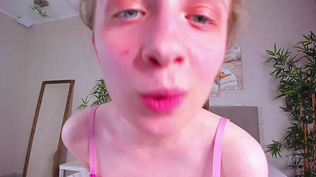 Camilla_Kelly webcam